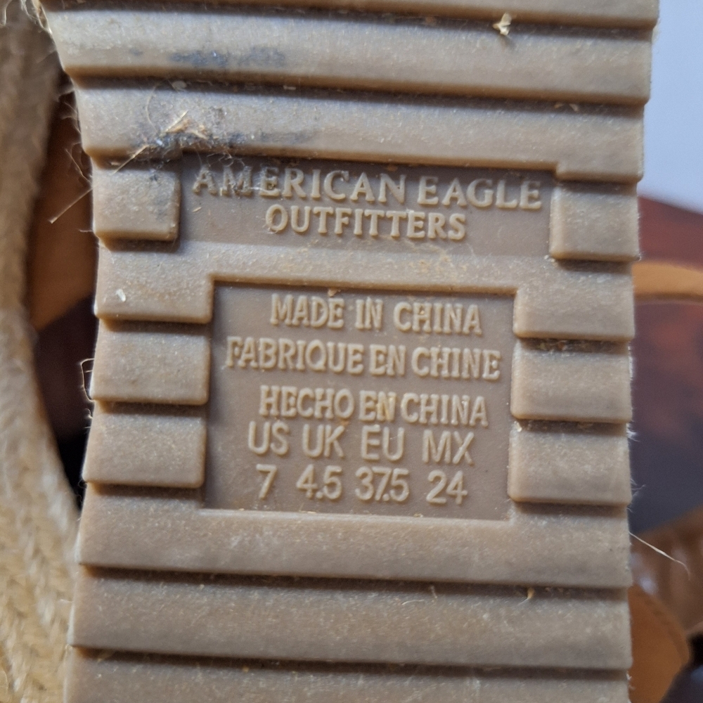 American Eagle Tan Faux Suede Open Toe Buckle Strap Platform Espadrilles Sandals - Picture 12 of 16